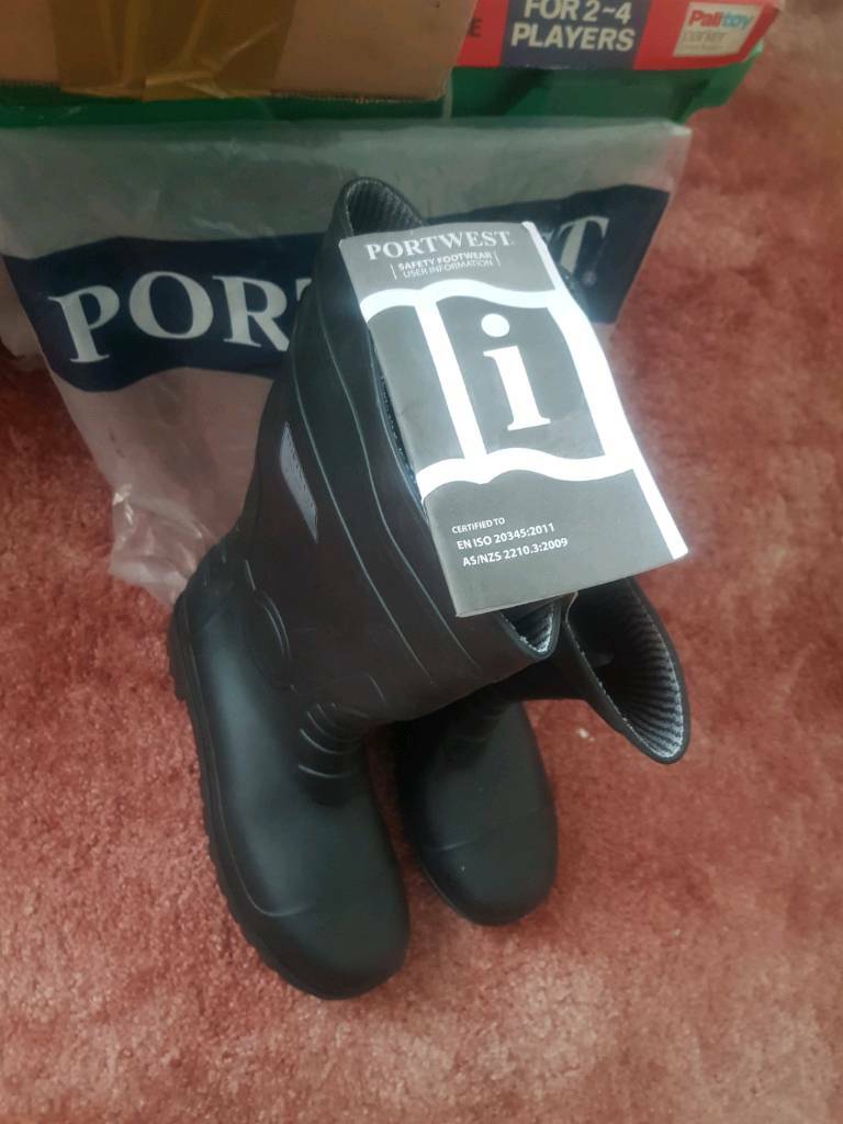 portwest wellies